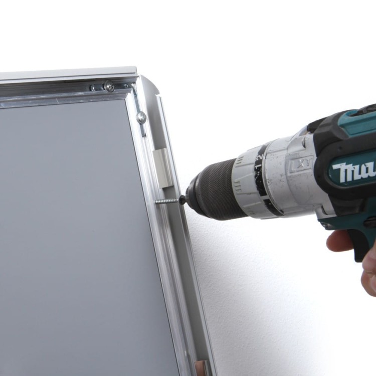 Ramka zatrzaskowa KRAST A4 (21,0 x 29,7 cm) aluminiowa srebrna z ostrym prostym narożnikiem rama ramka plakatowa OWZ ścienna na plakat na zdjęcia profil 25 mm