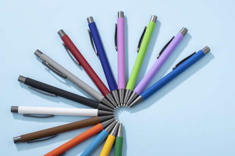 Długopis GOMA czarny wkład czarny