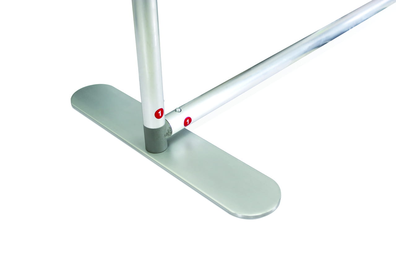 Magneto Stand stabilizing foot