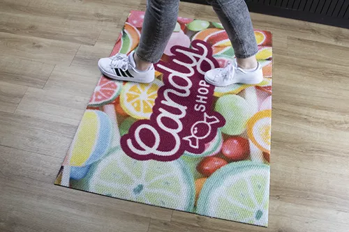 Felpudo con logo, alfombra Universal Guard Brush